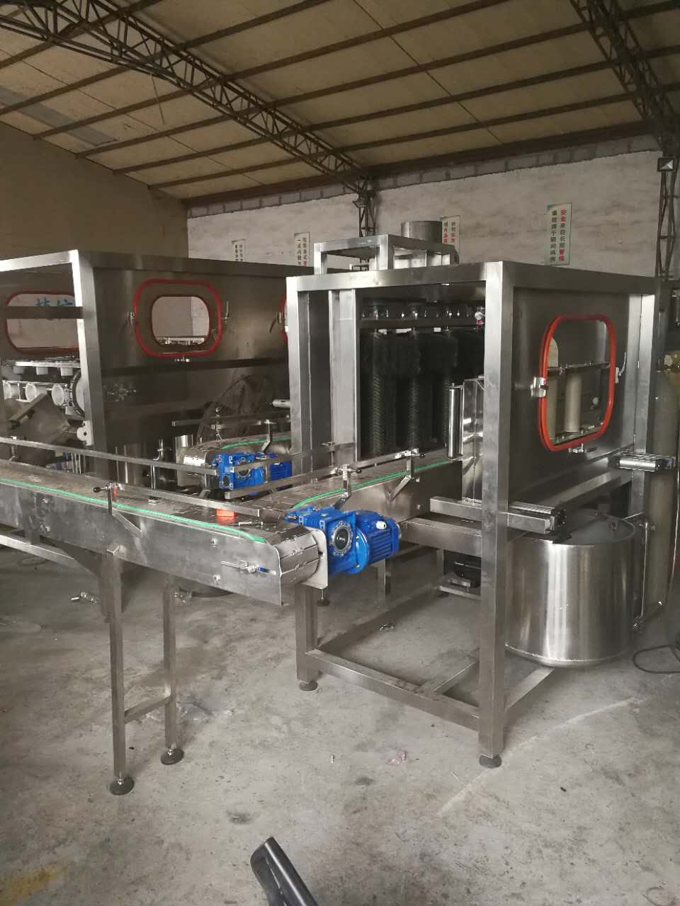 Quy trình công nghệ dây chuyền sản xuất nước đóng can lớn của Chu Xin Ming Wei: Từ xử lý nước đến chiết rót vô trùng – c