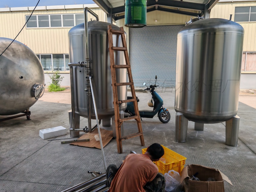Bảo trì và hỗ trợ dây chuyền chiết rót thùng lớn: Tiêu chí vận hành ổn định cho hệ thống rửa – chiết – đóng nắp 10L–18,9
