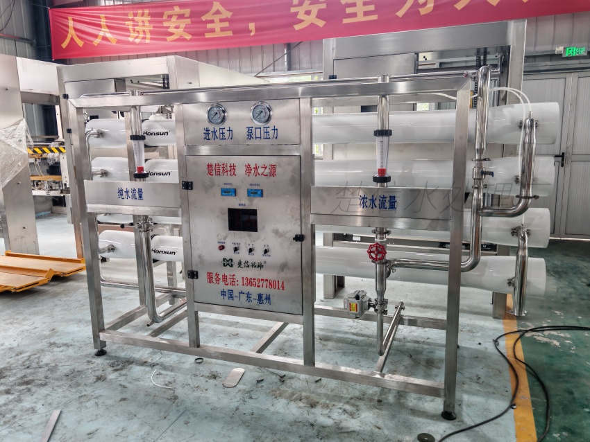 Nguyên lý hoạt động máy chiết rót nước khoáng: Cấu trúc cốt lõi, logic xử lý và phạm vi ứng dụng